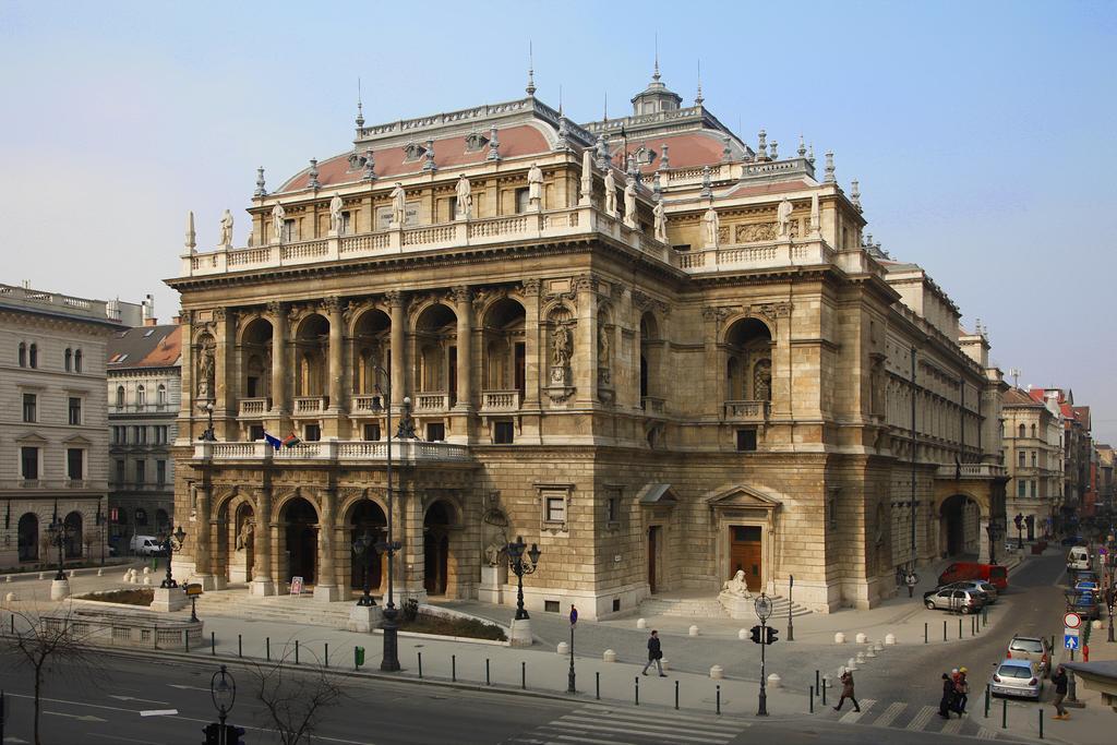Art Orangehouse Budapest Rum bild